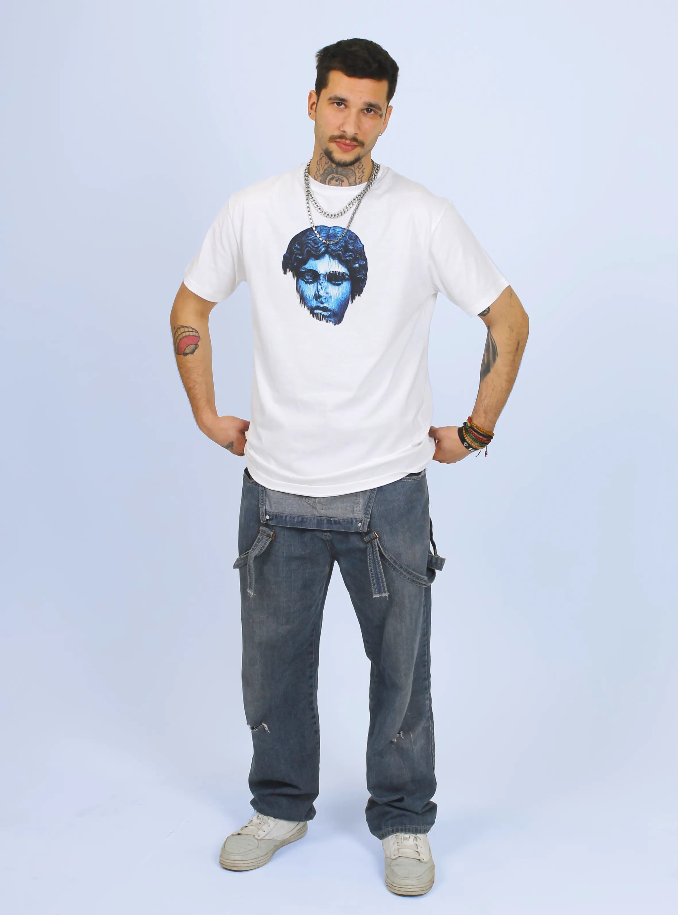 HEAD NO SHOULDERS BLUE – FRONT PRINT – WHITE T-SHIRT