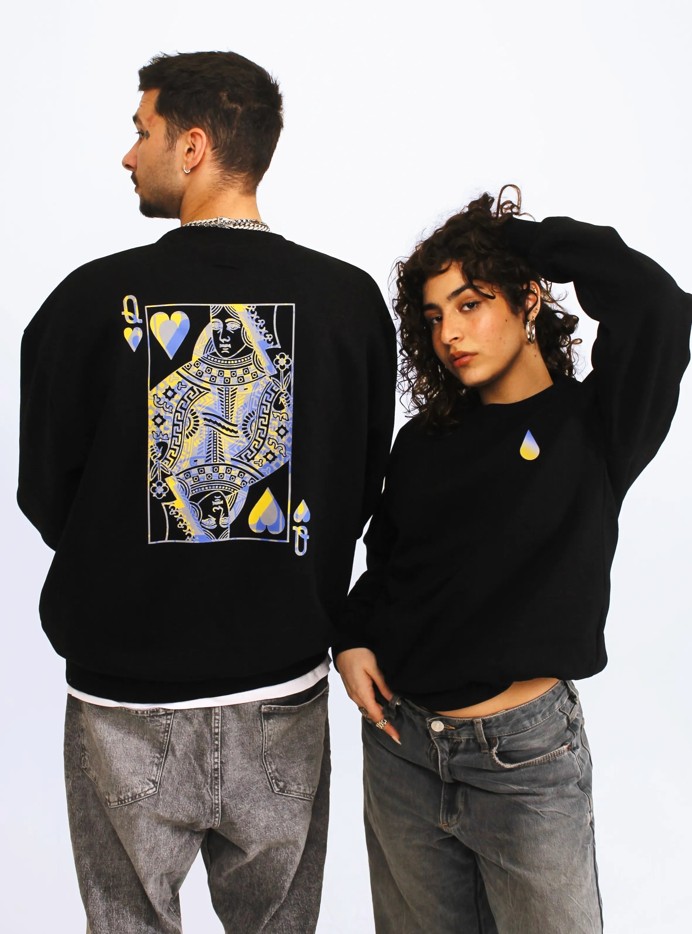QUEEN OF ARTS – BACK PRINT – BLACK JUMPER