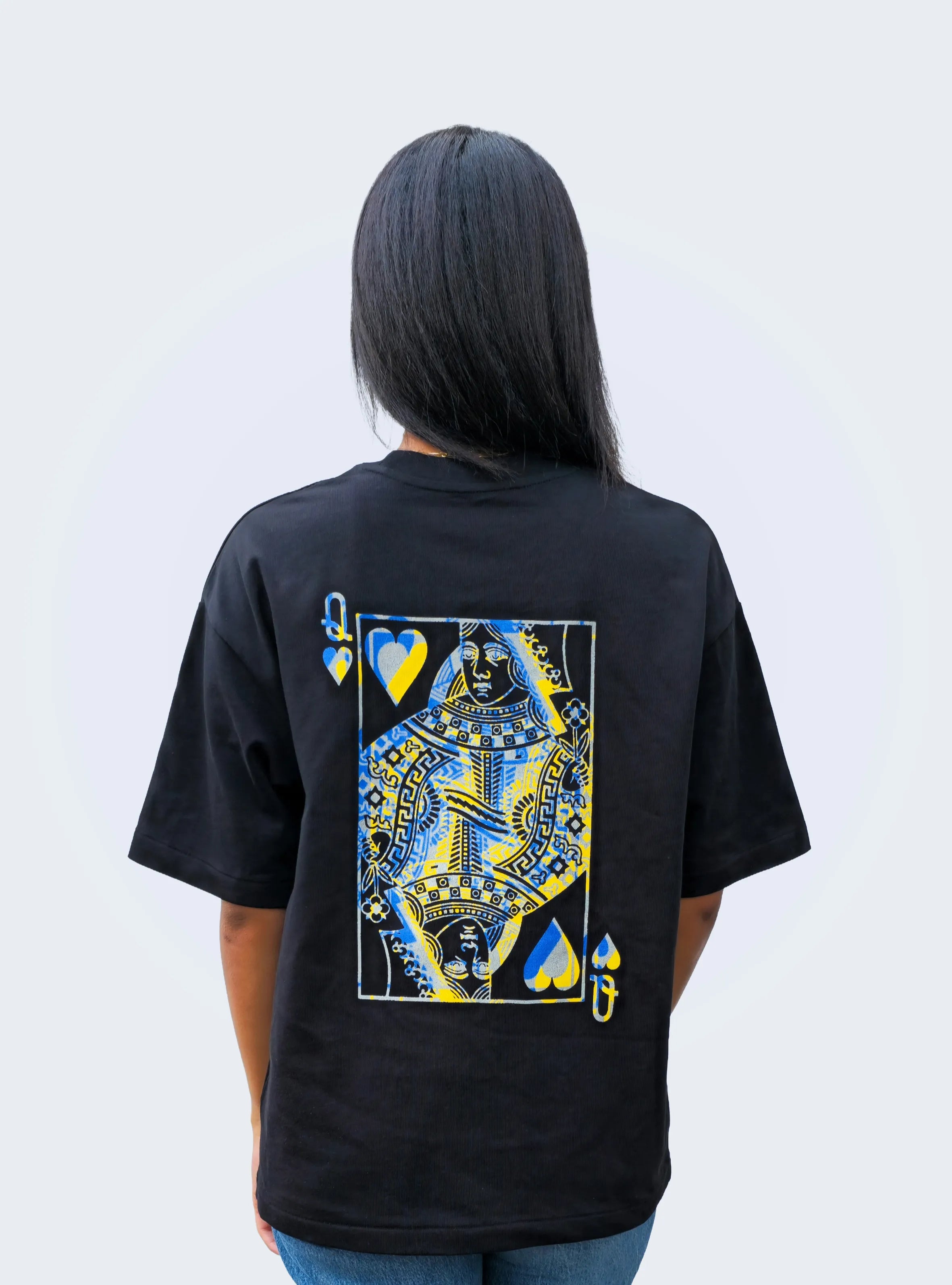 QUEEN OF ARTS – BACK PRINT – BLACK OVERSIZED T-SHIRT