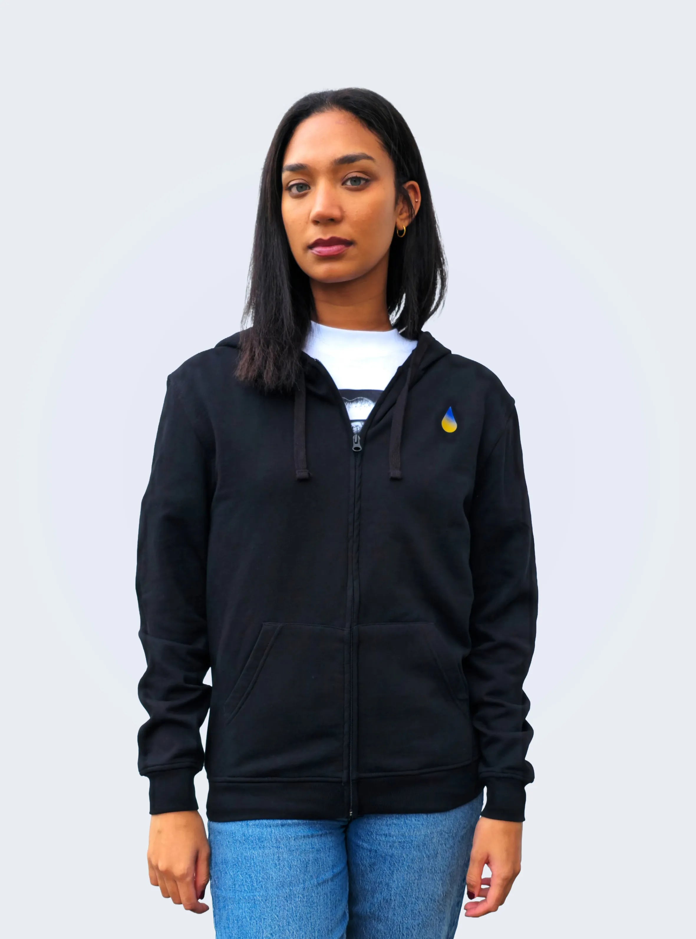 QUEEN OF ARTS – BACK PRINT – BLACK REGULAR ZIPPED HOODIE