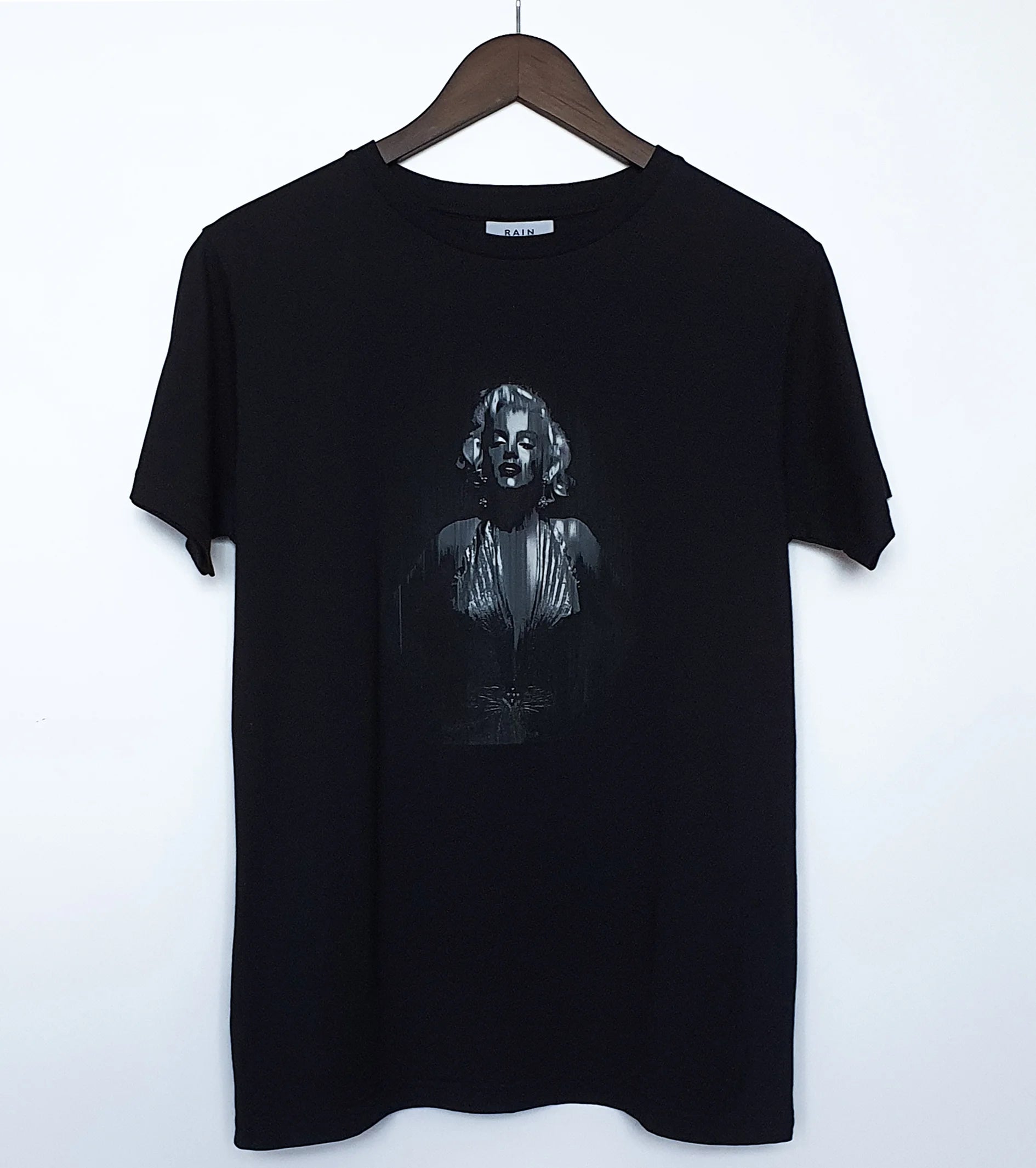 ICON ONE – FRONT PRINT – BLACK T-SHIRT